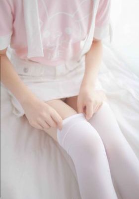 年轻的妈妈四