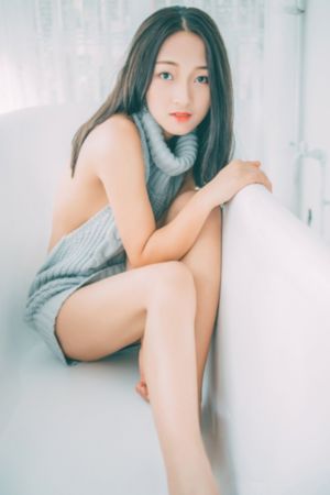 粗大的内捧猛烈进出小视频