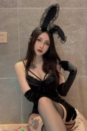 少妇乱淫aaa高清视频真爽