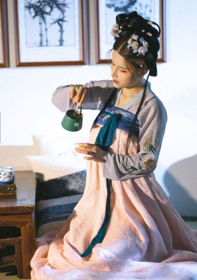 我爱喵星人鞠婧祎