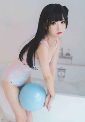 《穹顶之下》