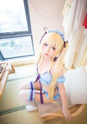 年轻妈妈